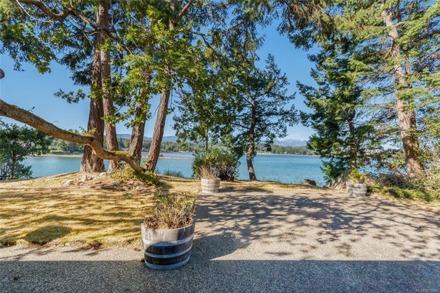 1419-madrona-nanoose-parksvillequalicum-37 at 1419 Madrona Drive, Nanoose, Parksville/Qualicum