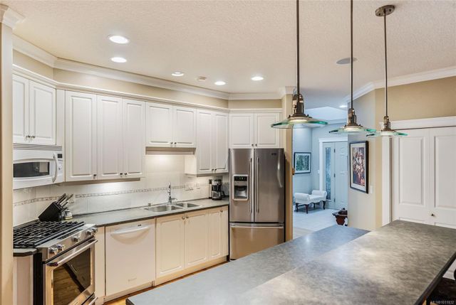 2340-casey-fairwinds-parksvillequalicum-45 at 2340 Casey Place, Fairwinds, Parksville/Qualicum