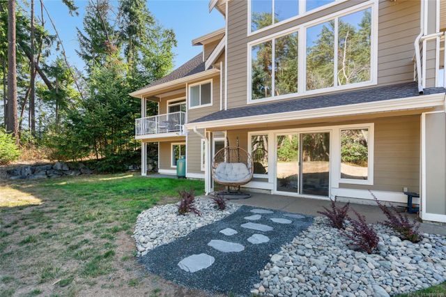 Rear Entry and Patio at 1075 Cinnamon Sedge Way, Nanoose, Parksville/Qualicum Rear Entry and Patio at 1075 Cinnamon Sedge Way, Nanoose, Parksville/Qualicum