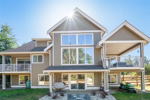 Rear of House at 1075 Cinnamon Sedge Way, Nanoose, Parksville/Qualicum