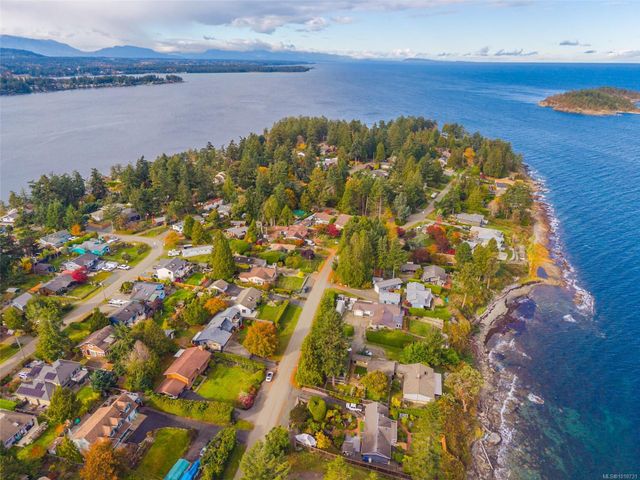 1379-reef-nanoose-parksvillequalicum-31 at 1379 Reef Road, Nanoose, Parksville/Qualicum