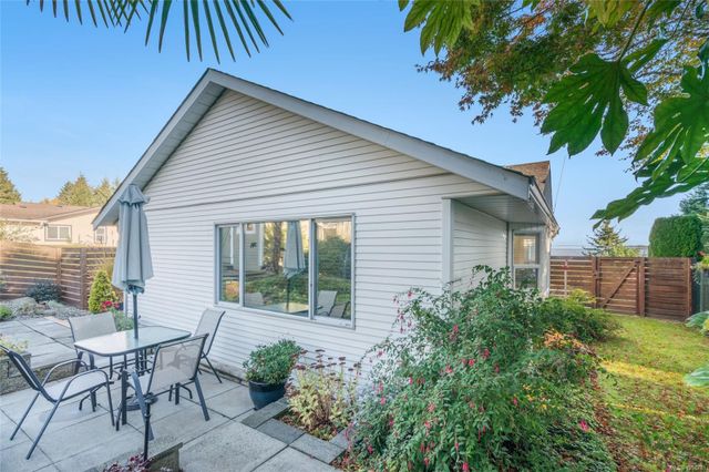 1379-reef-nanoose-parksvillequalicum-49 at 1379 Reef Road, Nanoose, Parksville/Qualicum