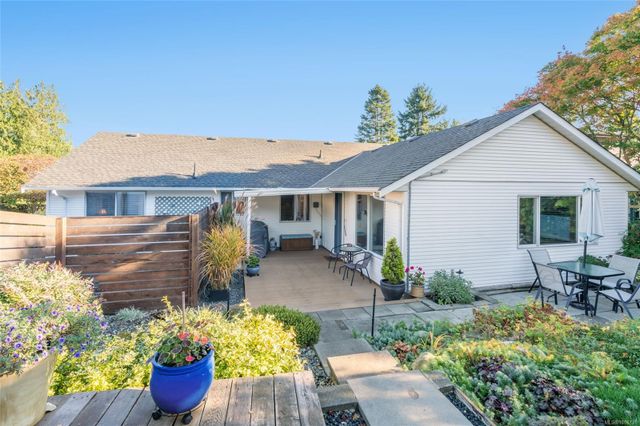 1379-reef-nanoose-parksvillequalicum-56 at 1379 Reef Road, Nanoose, Parksville/Qualicum