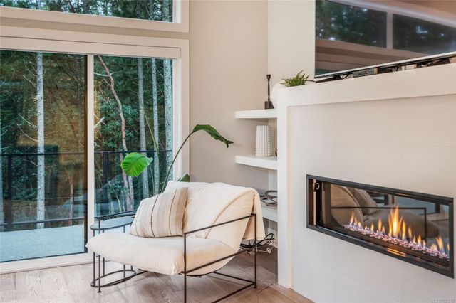 266-crestline-hammond-bay-nanaimo-04 at 266 Crestline Terrace, Hammond Bay, Nanaimo