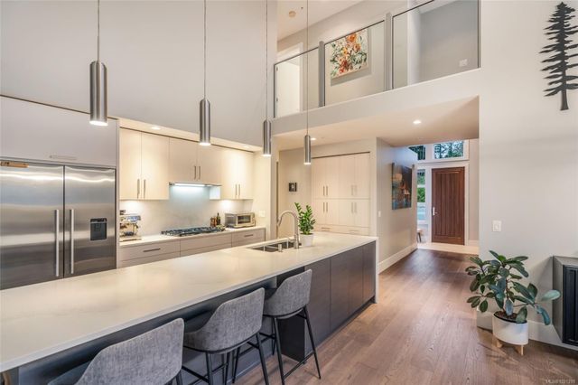 266-crestline-hammond-bay-nanaimo-05 at 266 Crestline Terrace, Hammond Bay, Nanaimo