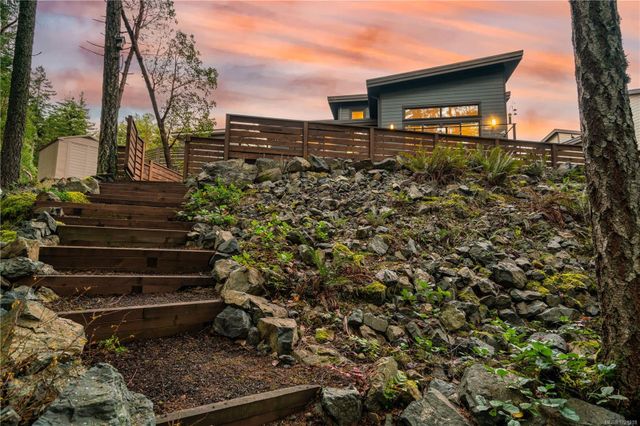 266-crestline-hammond-bay-nanaimo-36 at 266 Crestline Terrace, Hammond Bay, Nanaimo