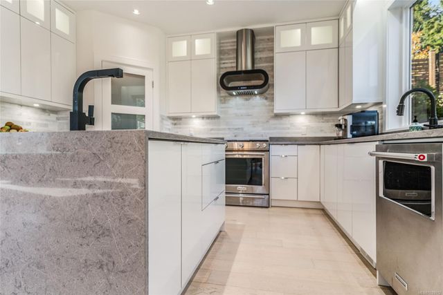 217-timbercrest-hammond-bay-nanaimo-10 at 217 Timbercrest Way, Hammond Bay, Nanaimo