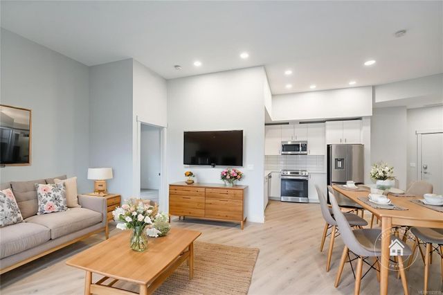 164-alberni-parksville-parksvillequalicum-03 at 104 - 164 Alberni Highway, Parksville, Parksville/Qualicum