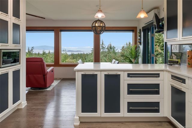 2311-mate-nanoose-parksvillequalicum-04 at 2311 Mate Place, Nanoose, Parksville/Qualicum