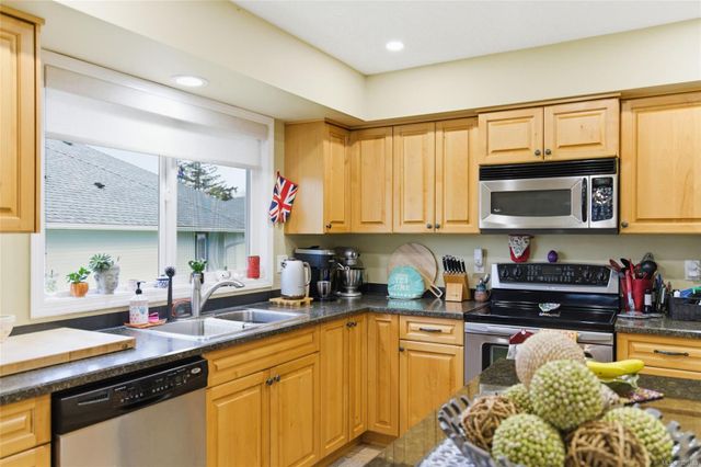 330-dogwood-parksville-parksvillequalicum-29 at 207 - 330 N Dogwood Street, Parksville, Parksville/Qualicum