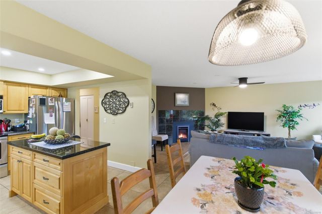 330-dogwood-parksville-parksvillequalicum-30 at 207 - 330 N Dogwood Street, Parksville, Parksville/Qualicum