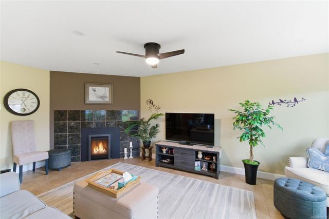 330-dogwood-parksville-parksvillequalicum-31 at 207 - 330 N Dogwood Street, Parksville, Parksville/Qualicum