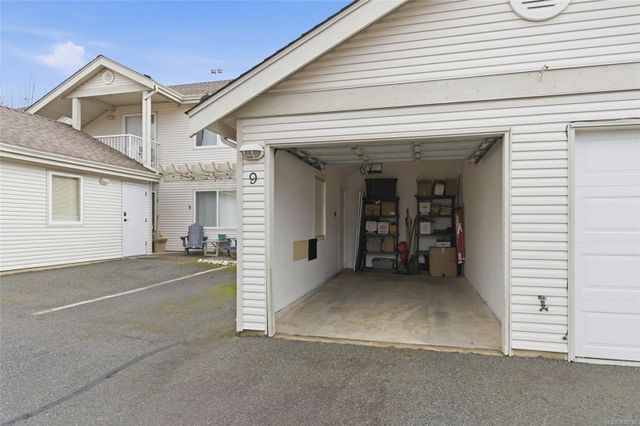 571-bradley-central-nanaimo-nanaimo-25 at 9 - 571 Bradley Street, Central Nanaimo, Nanaimo