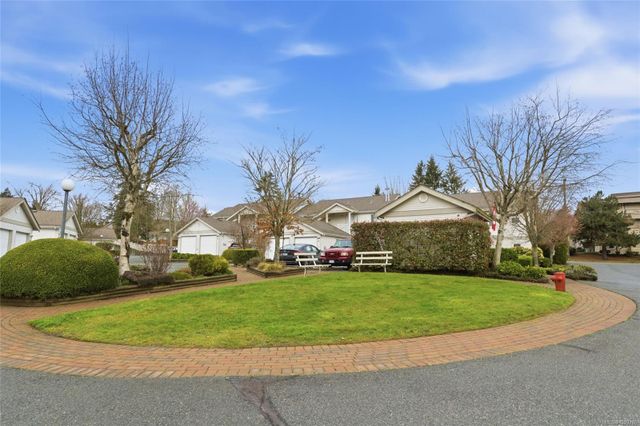 571-bradley-central-nanaimo-nanaimo-26 at 9 - 571 Bradley Street, Central Nanaimo, Nanaimo