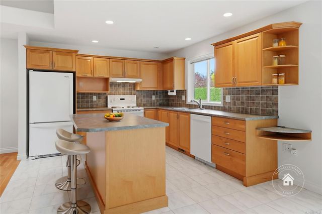 2470-andover-fairwinds-parksvillequalicum-21 at 2470 Andover Road, Fairwinds, Parksville/Qualicum