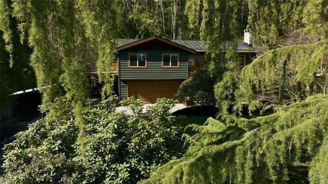 1905-sea-lion-nanoose-parksvillequalicum-01 at 1905 Sea Lion Crescent, Nanoose, Parksville/Qualicum