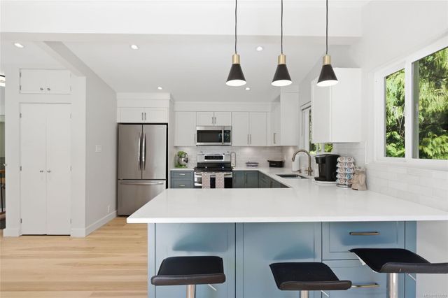 1805-deerborne-departure-bay-nanaimo-07 at 1805 Deerborne Place, Departure Bay, Nanaimo