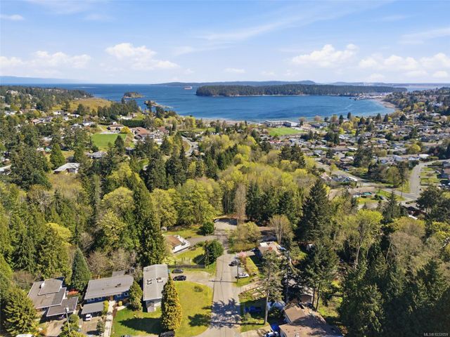 1805-deerborne-departure-bay-nanaimo-55 at 1805 Deerborne Place, Departure Bay, Nanaimo