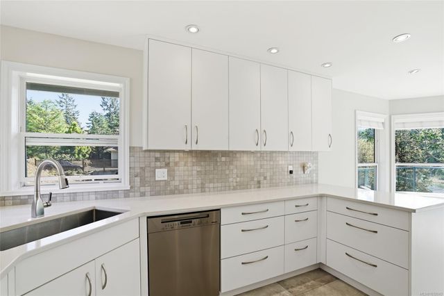 3370-redden-fairwinds-parksvillequalicum-06 at 3370 Redden Road, Fairwinds, Parksville/Qualicum