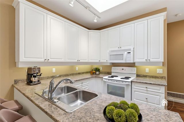 1354-saturna-parksville-parksvillequalicum-11 at 1354 Saturna Drive, Craig Bay (Parksville), Parksville/Qualicum