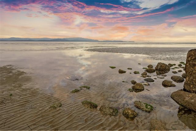 530-sandwedge-qualicum-beach-parksvillequalicum-17 at 530 Sandwedge Close, Qualicum Beach, Parksville/Qualicum