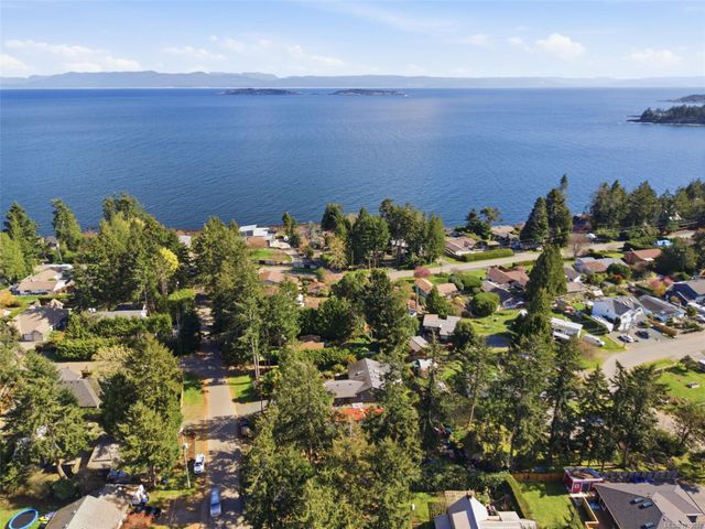 1220-marina-nanoose-parksvillequalicum-02 at 1220 Marina Way, Nanoose, Parksville/Qualicum