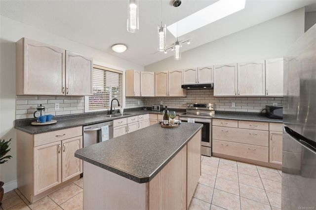 1220-marina-nanoose-parksvillequalicum-04 at 1220 Marina Way, Nanoose, Parksville/Qualicum