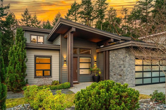 266-crestline-hammond-bay-nanaimo-01 at 266 Crestline Terrace, Hammond Bay, Nanaimo