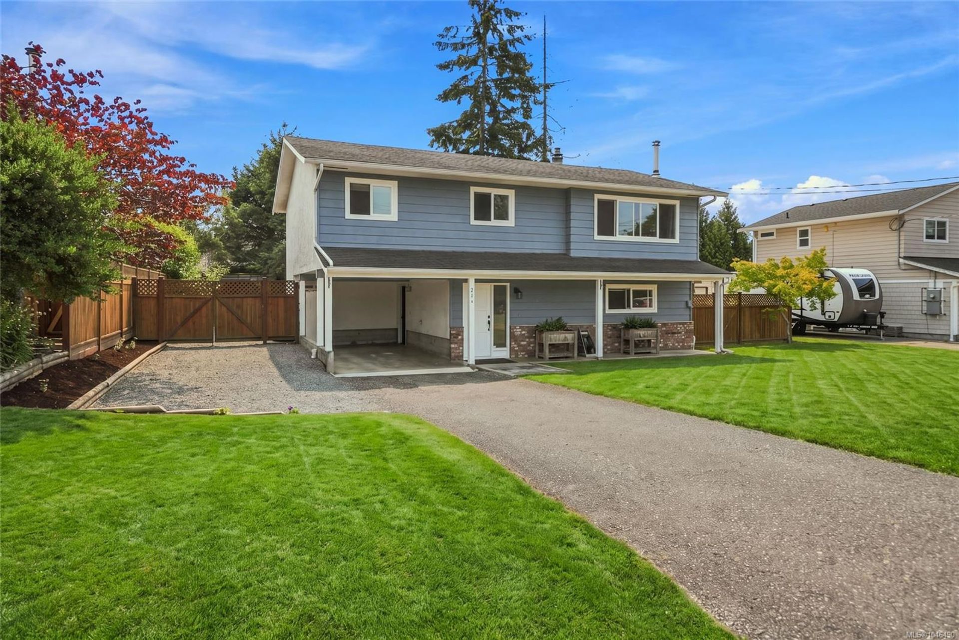 744 Newcastle Avenue, Parksville, Parksville/Qualicum photo number 1