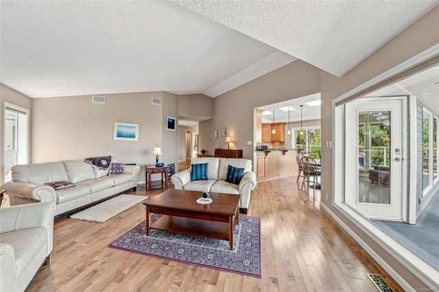 2340-avondale-fairwinds-parksvillequalicum-23 at 2340 Avondale Place, Fairwinds, Parksville/Qualicum