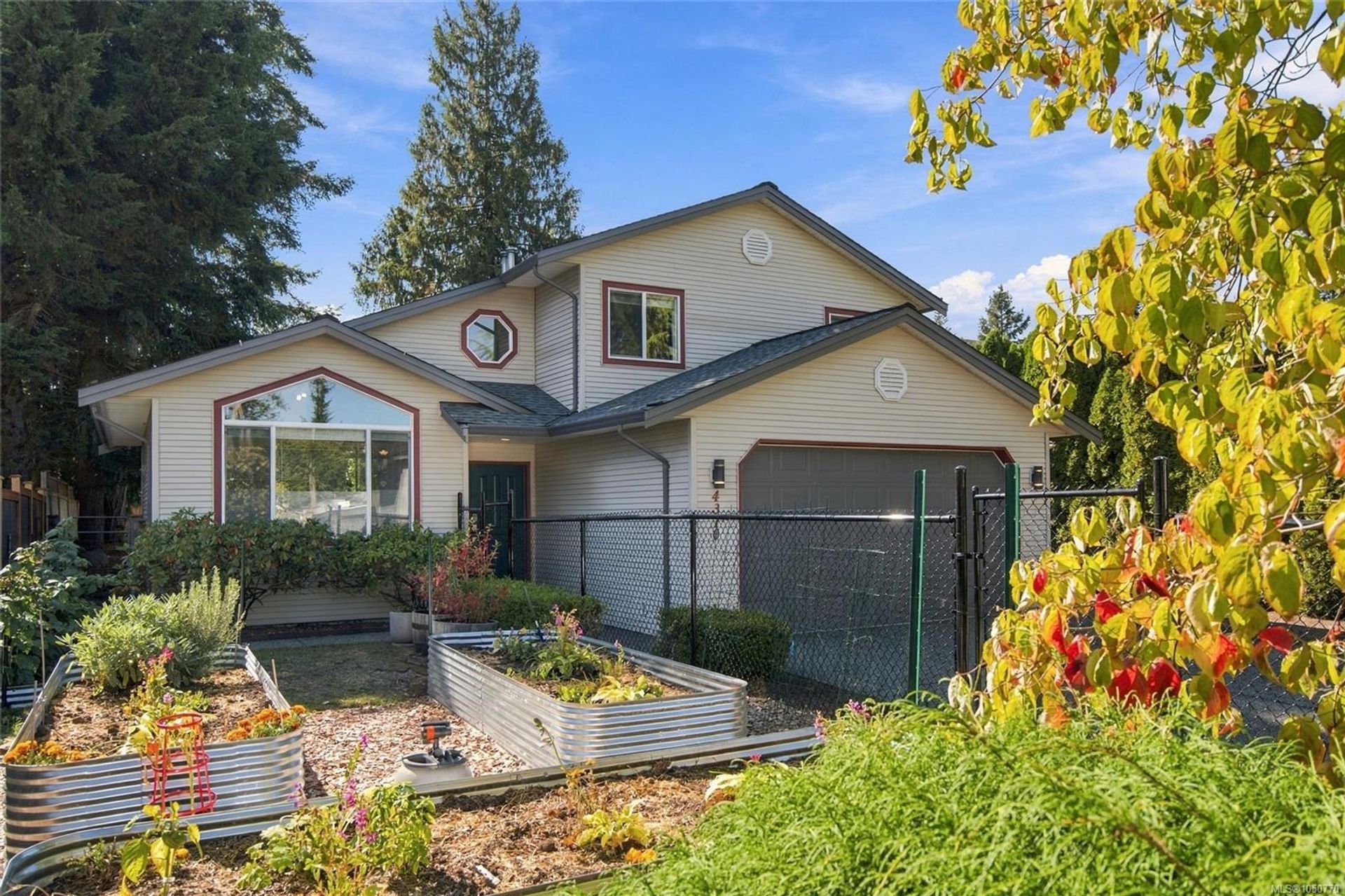4310 Ashbury Place, Uplands, Nanaimo photo number 1