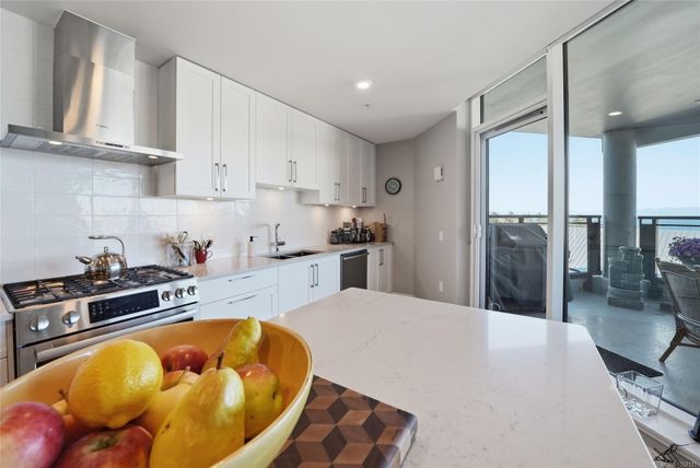 3529-dolphin-fairwinds-parksvillequalicum-11 at #403 - 3529 Dolphin Drive, Fairwinds, Parksville/Qualicum