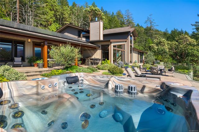 2400-chain-way-75010-38-14 at 2400 Chain Way, Nanoose, Parksville/Qualicum