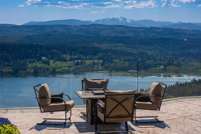 2400-chain-way-75010-38-25 at 2400 Chain Way, Nanoose, Parksville/Qualicum