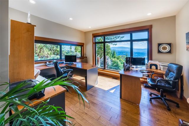 2400-chain-way-75010-38-35 at 2400 Chain Way, Nanoose, Parksville/Qualicum