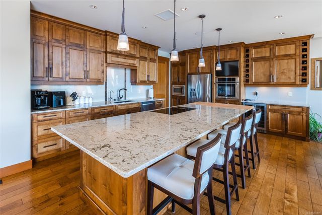 2400-chain-way-75010-38-36 at 2400 Chain Way, Nanoose, Parksville/Qualicum