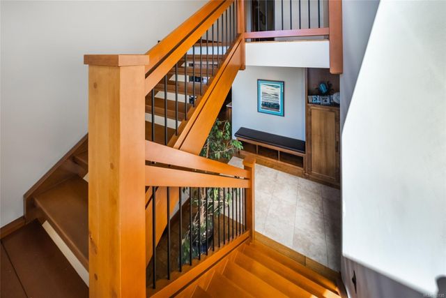 2400-chain-way-75010-38-46 at 2400 Chain Way, Nanoose, Parksville/Qualicum