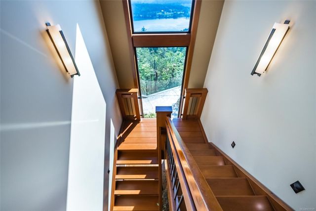 2400-chain-way-75010-38-52 at 2400 Chain Way, Nanoose, Parksville/Qualicum