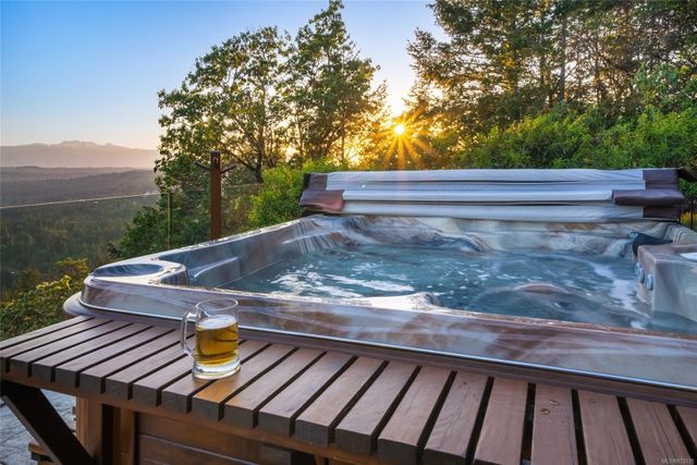 2400-chain-way-75010-38-59 at 2400 Chain Way, Nanoose, Parksville/Qualicum