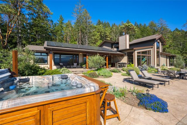 2400-chain-way-75010-38-68 at 2400 Chain Way, Nanoose, Parksville/Qualicum