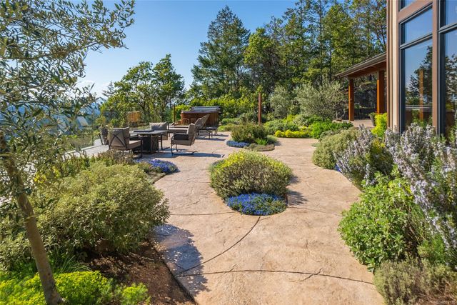 2400-chain-way-75010-38-71 at 2400 Chain Way, Nanoose, Parksville/Qualicum