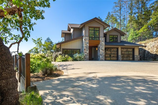 2400-chain-way-75010-38-73 at 2400 Chain Way, Nanoose, Parksville/Qualicum