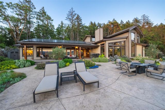 2400-chain-way-75010-38-84 at 2400 Chain Way, Nanoose, Parksville/Qualicum