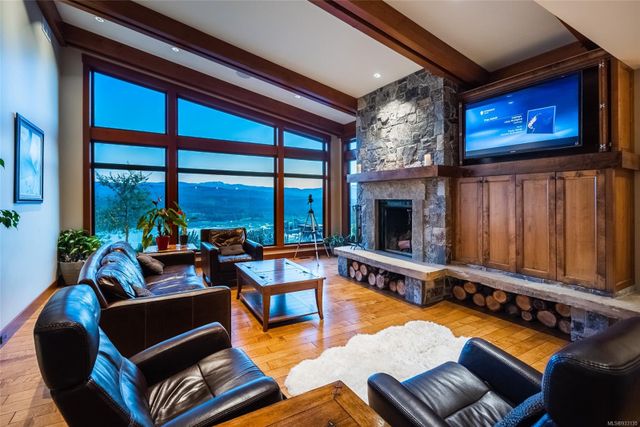 2400-chain-way-75010-38-87 at 2400 Chain Way, Nanoose, Parksville/Qualicum