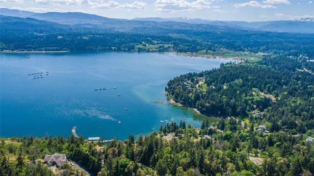 2400-chain-way-75010-38-93 at 2400 Chain Way, Nanoose, Parksville/Qualicum