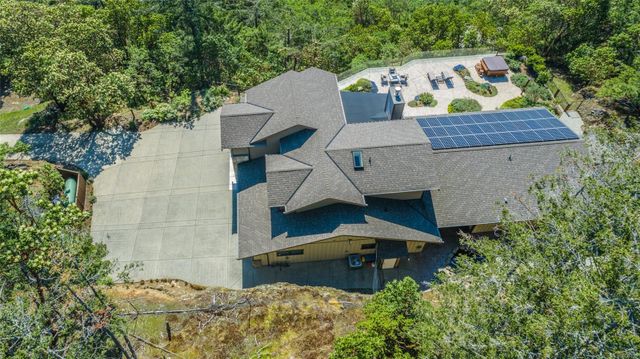 2400-chain-way-75010-38-95 at 2400 Chain Way, Nanoose, Parksville/Qualicum