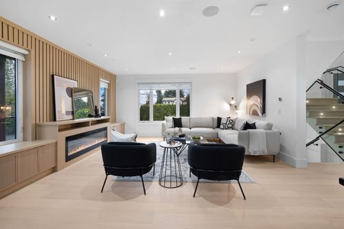 13915-blackburn-avenue-white-rock-south-surrey-white-rock-04 at 13915 Blackburn Avenue, White Rock, South Surrey White Rock