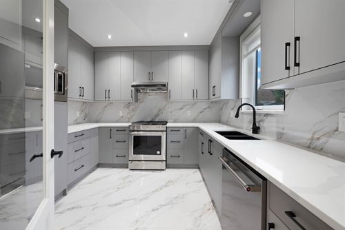 13915-blackburn-avenue-white-rock-south-surrey-white-rock-12 at 13915 Blackburn Avenue, White Rock, South Surrey White Rock