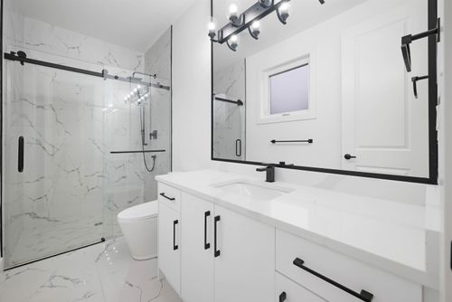 13915-blackburn-avenue-white-rock-south-surrey-white-rock-25 at 13915 Blackburn Avenue, White Rock, South Surrey White Rock