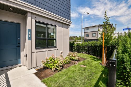 33520-kingston-avenue-central-abbotsford-abbotsford-03 at 7 - 33520 Kingston Avenue, Central Abbotsford, Abbotsford